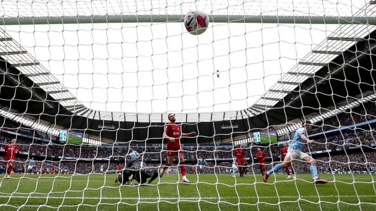 Manchester City, Liverpool'u geriden gelip yendi