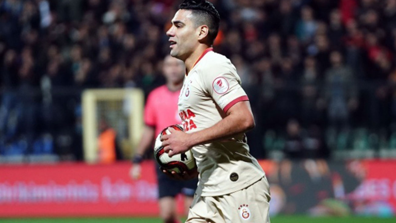 Falcao'nun son durağı netleşiyor!