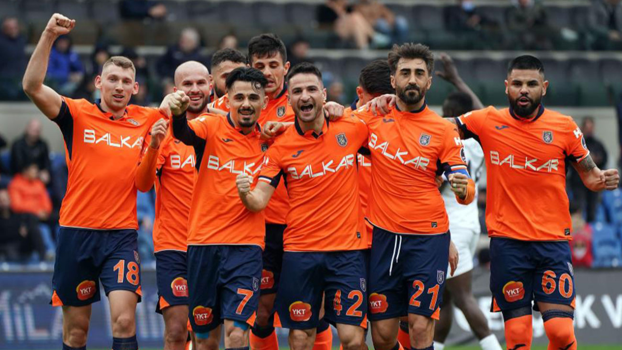 Başakşehir kötü gidişatı tek golle bitirdi