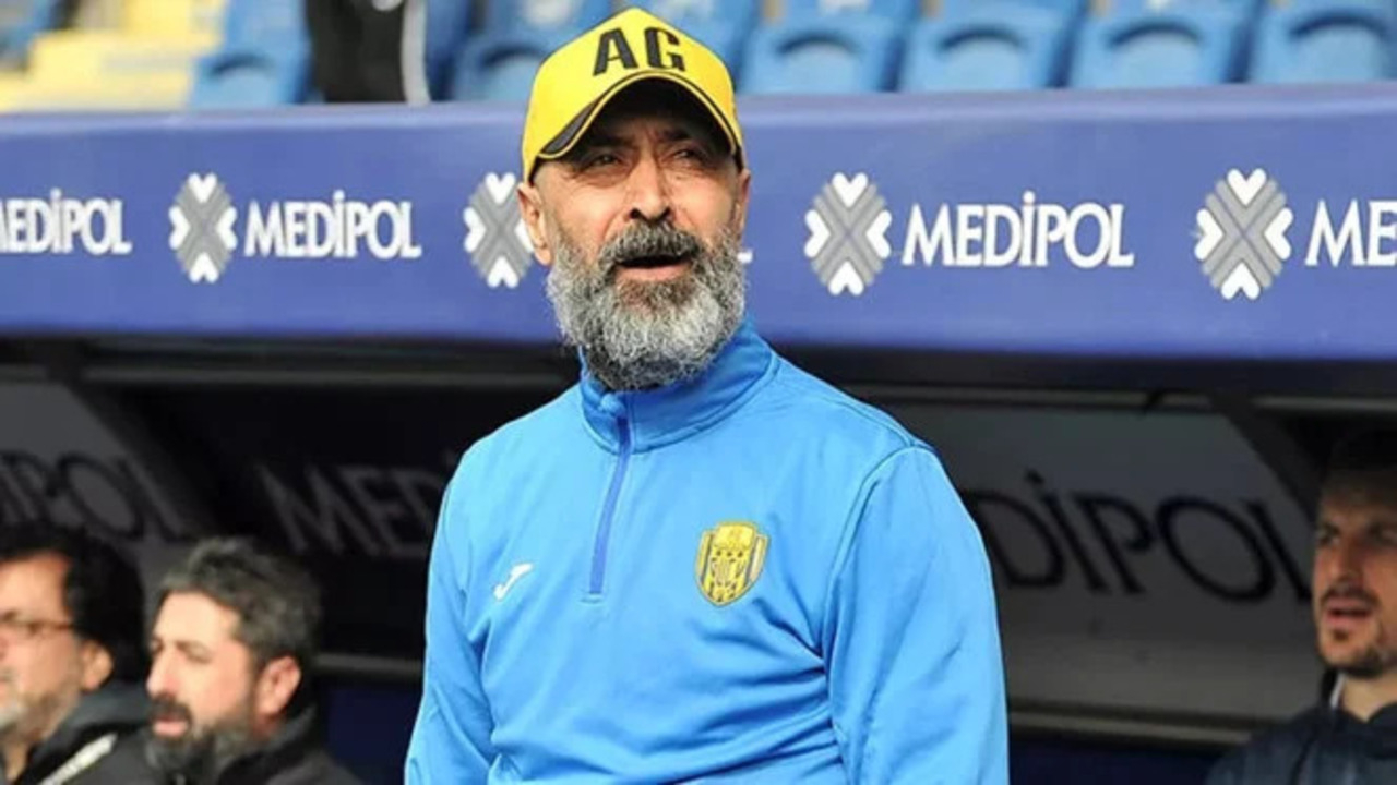 Ankaragücü Teknik Direktörü Tolunay Kafkas Başakşehir mağlubiyeti sonrası konuştu: Tüm maçları kazanmak istiyoruz...
