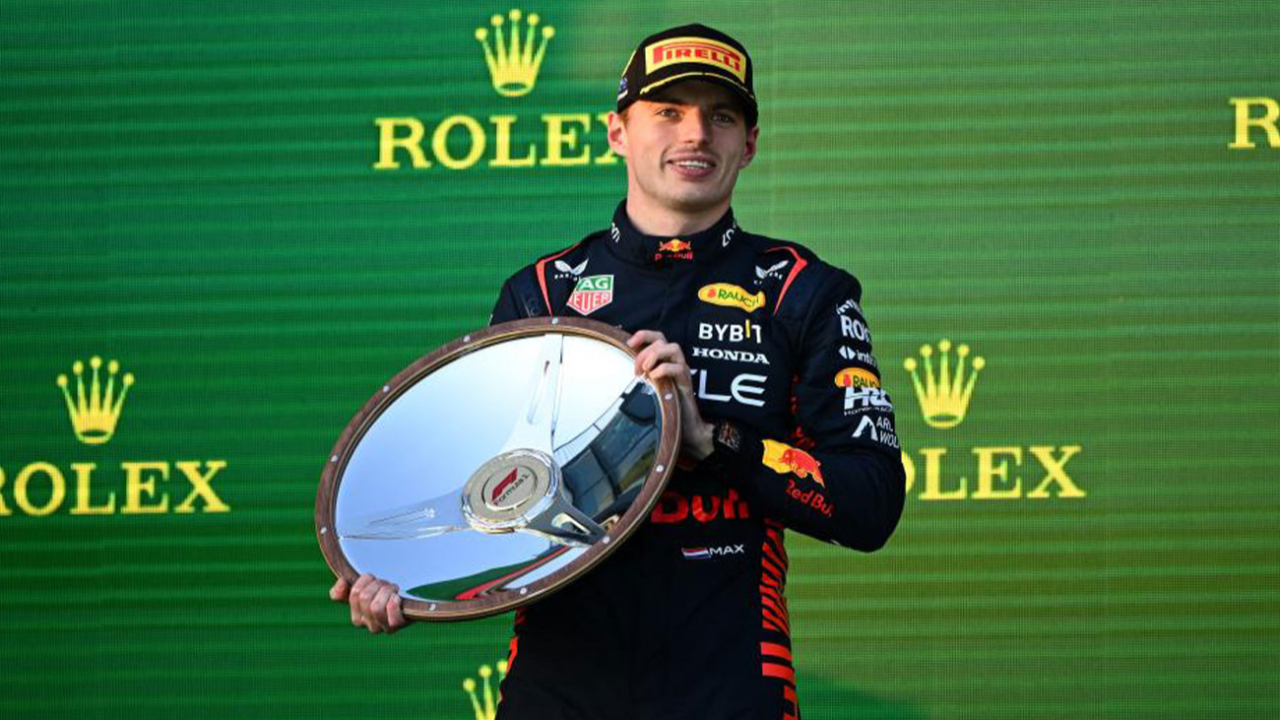 Avustralya Grand Prix'sinde kazanan Max Verstappen