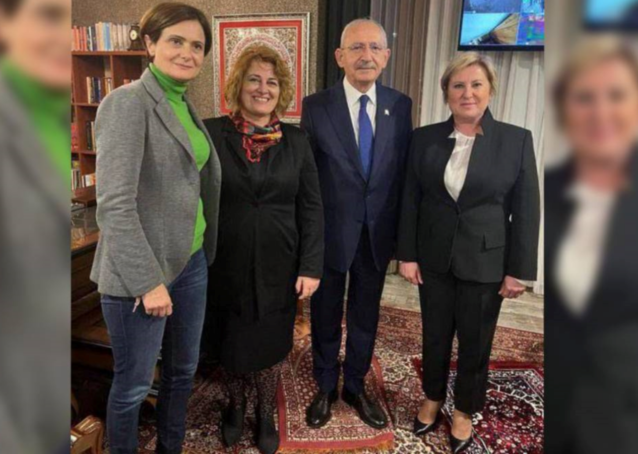 Seccade Siyaseti: Ezan okunmadan orucu bozan Kılıçdaroğlu'nun seccadeye ayakkabı ile basması çok normal