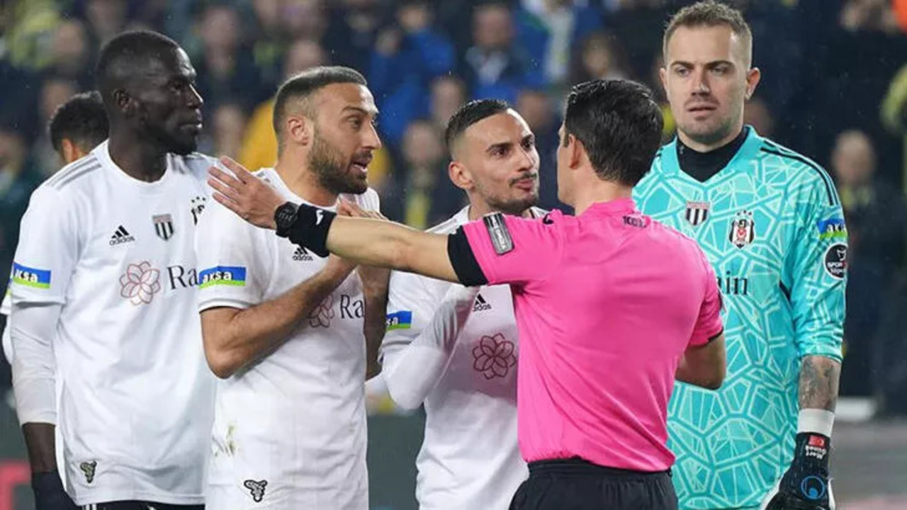 Fenerbahçe - Beşiktaş derbisine Halil Umut Meler'in kararları damga vurdu!
