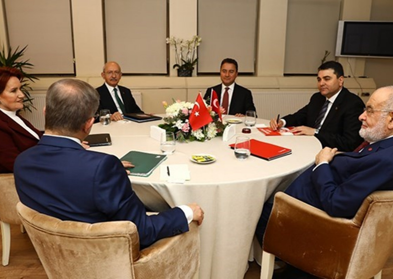 DEVA, Saadet, Gelecek ve Demokrat Parti'den ortak liste kararı! CHP listesinden seçime girecekler