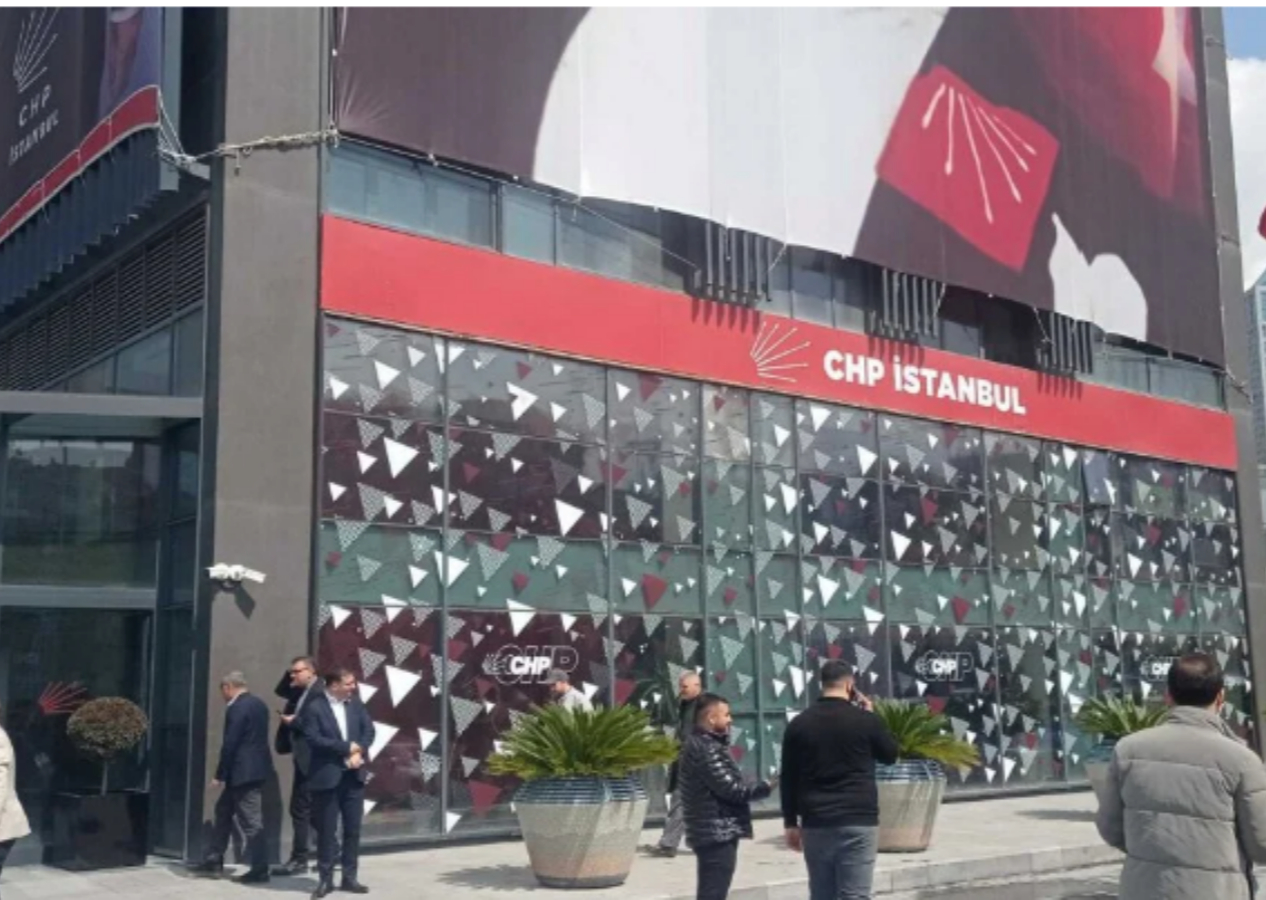 CHP binası yakınında ateş edilmesiyle ilgili 4 şüpheli yakalandı İşte şüphelilerin ilk ifadesi!