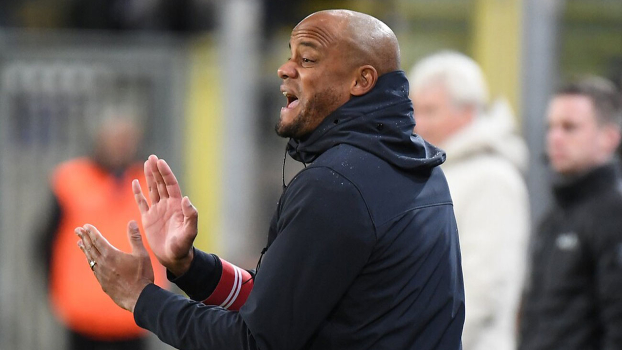 Burnley, Premier Lig'e yükselmeyi garantiledi
