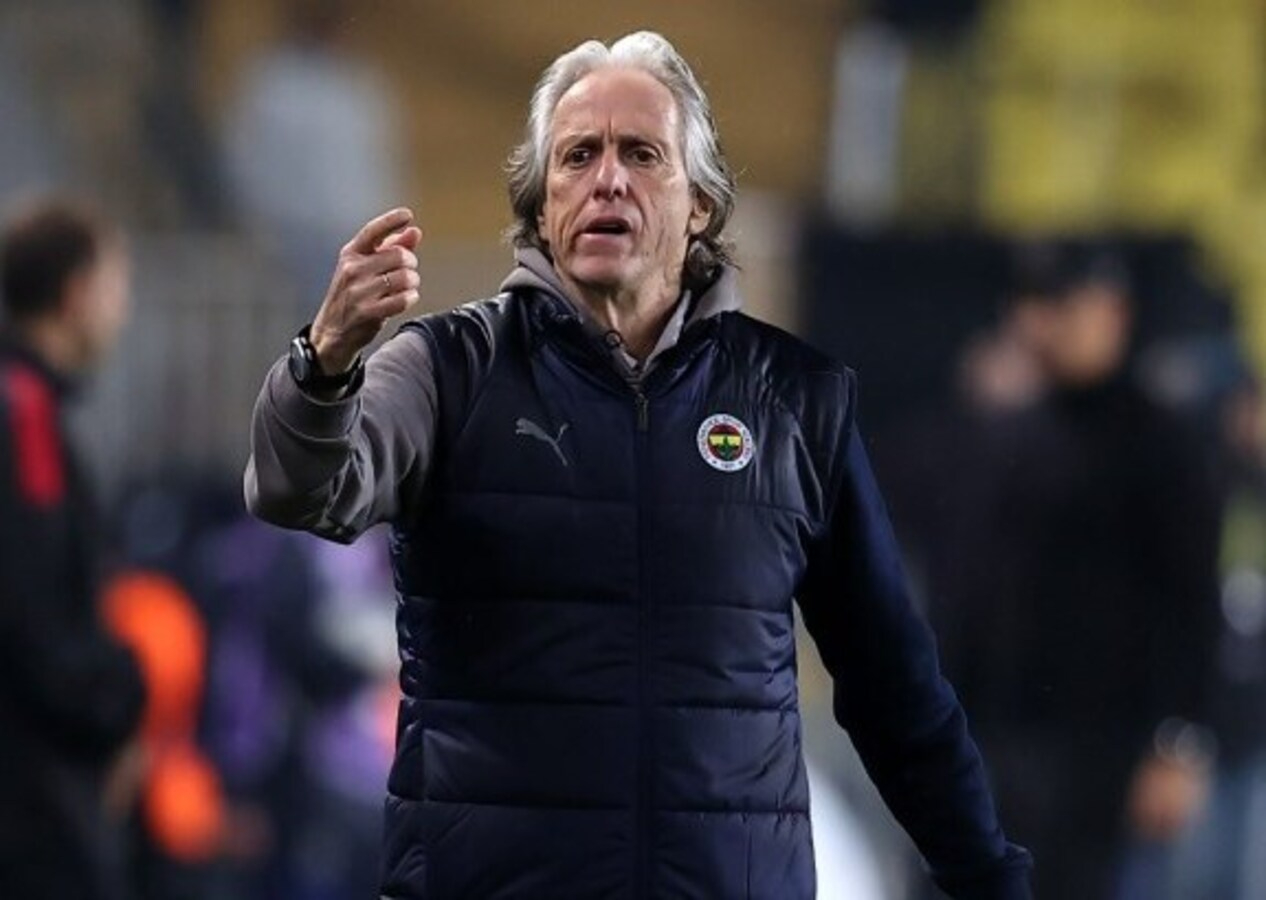 Fenerbahçe Teknik Direktörü Jorge Jesus Kayserispor  galibiyeti sonrası konuştu: Hem kupada yarı finaldeyiz, hem de lig bitmedi...