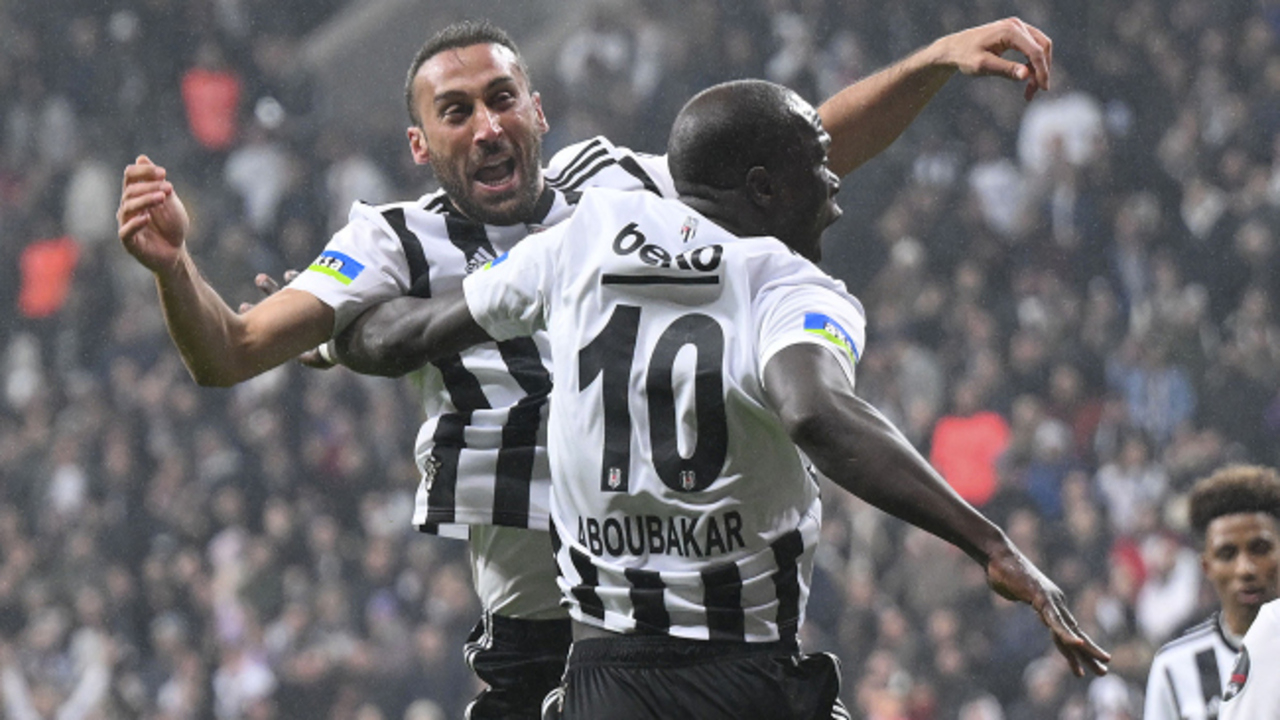 Cenk Tosun: Türkiye'nin en iyi golcüleri Beşiktaş'ta...
