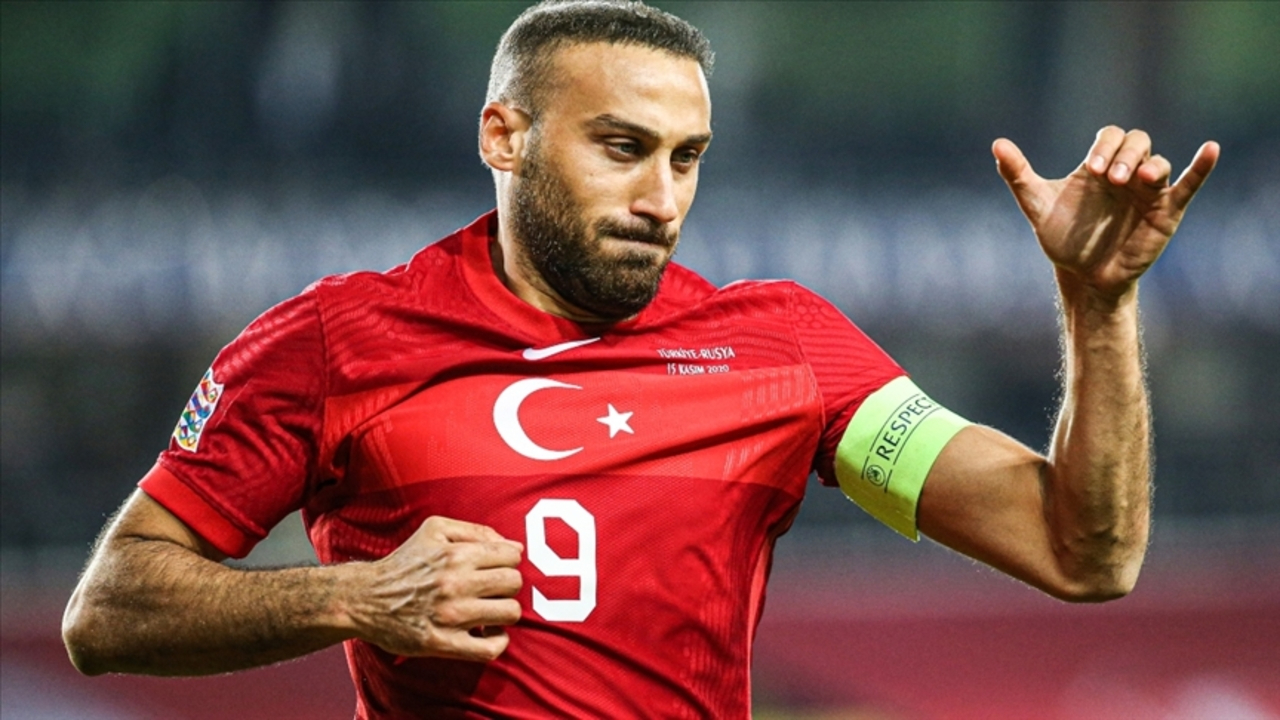 Cenk Tosun kararını verdi! Resmen imzalıyor...