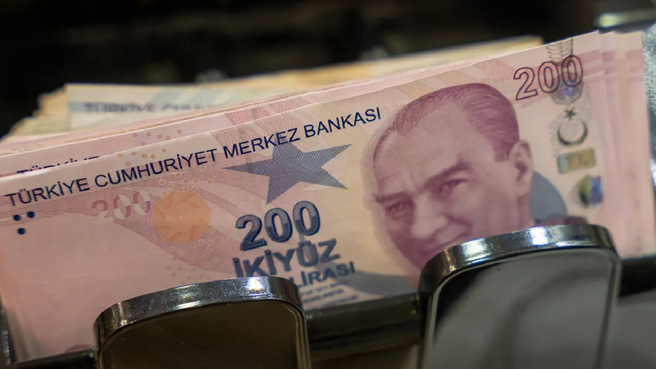 EYT’den emekli olanlar dikkat: 25 bin TL’den fazla ödeme alınabilir! Nisan ayı ödemeleri başladı