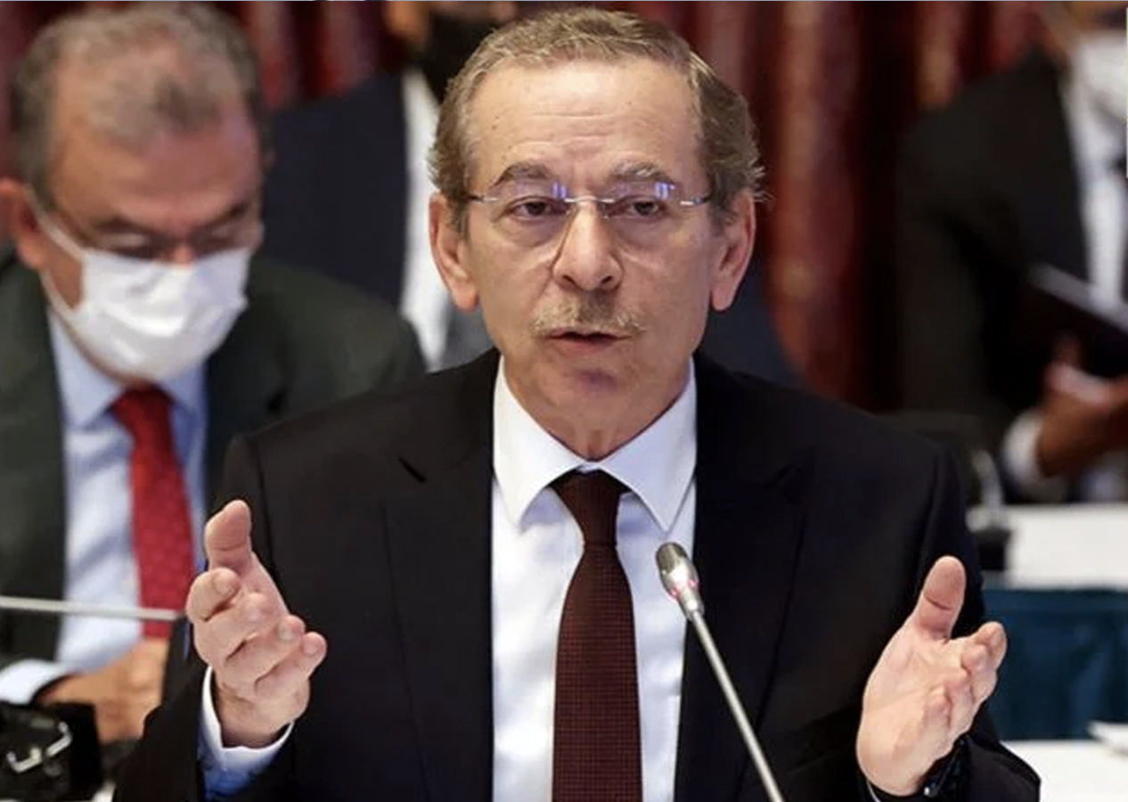 AK Parti'den ayrılıp CHP'ye geçen  Abdüllatif Şener, listede yer almadı