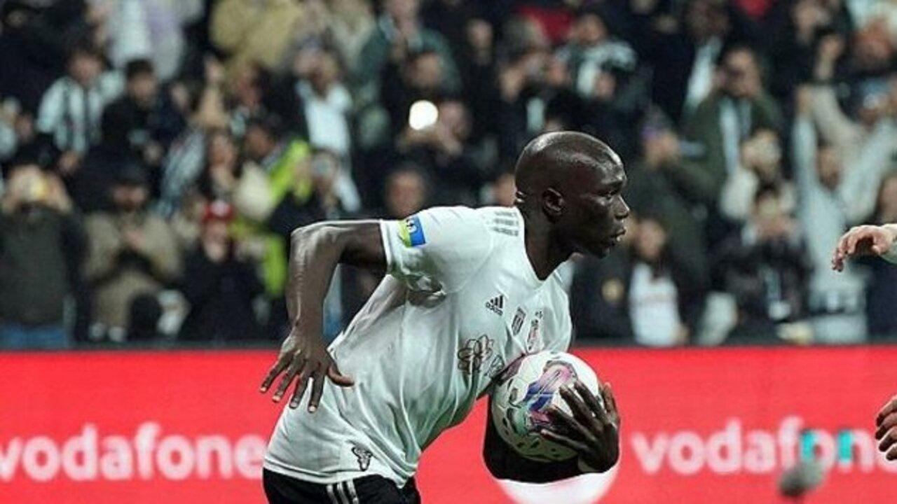 Beşiktaş'ta Vincent Aboubakar Giresunspor galibiyeti sonrası konuştu: Trabzonspor maçı zor olacak...
