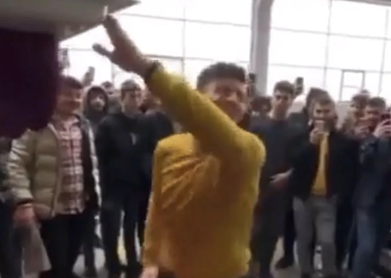 Milletvekili adayının görüntüleri gündem oldu! Memleket Partisi inceleme başlattı