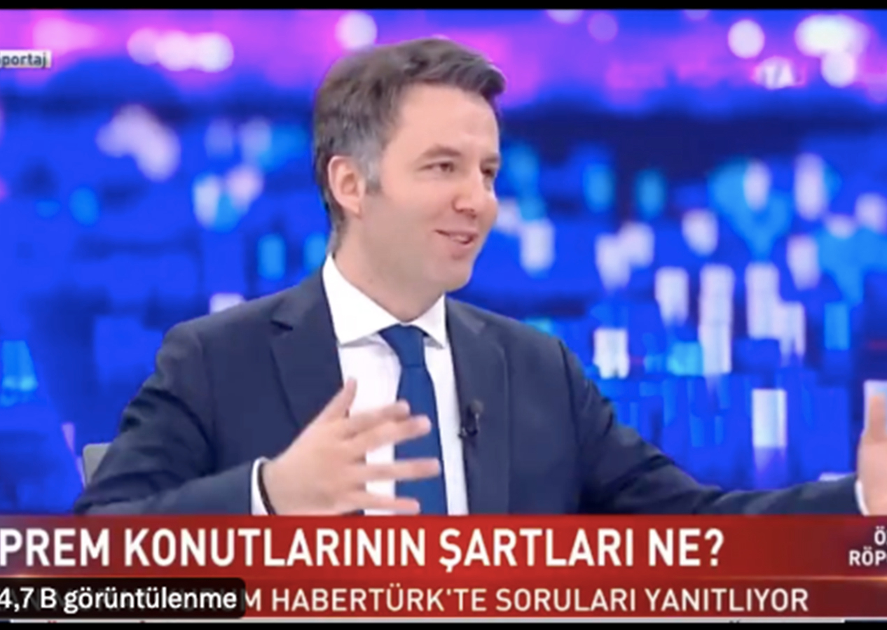 Murat Kurum'u konuk alan Habertürk sunucusu Mehmet Akif Ersoy: "Özür dileyip pişman olduğumu söyledim..."