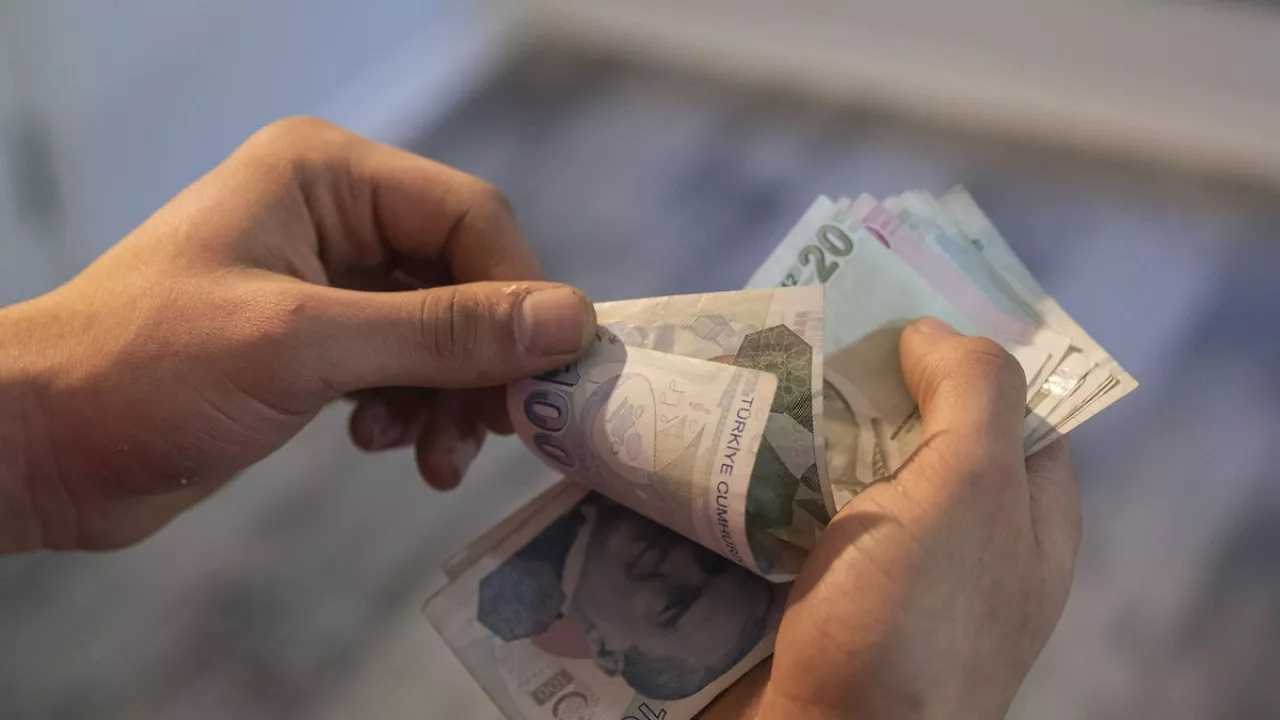 EYT'liler bu ay paraya para demeyecek! Maaş+ ikramiyenin yanı sıra yüzde 7,5'lik zam da resmen duyuruldu!