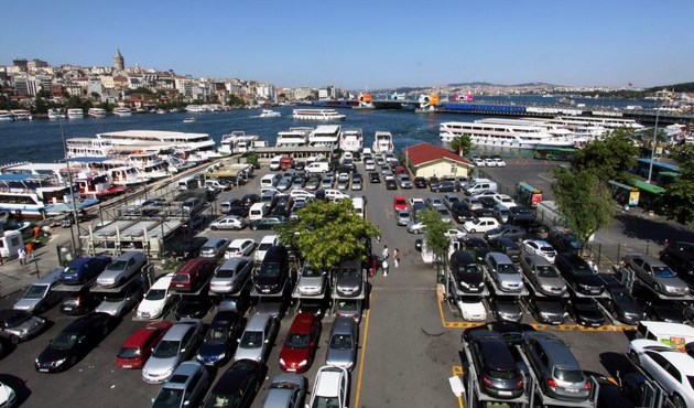 Trafik sorunu için ''Park et devam et'' otoparkları...