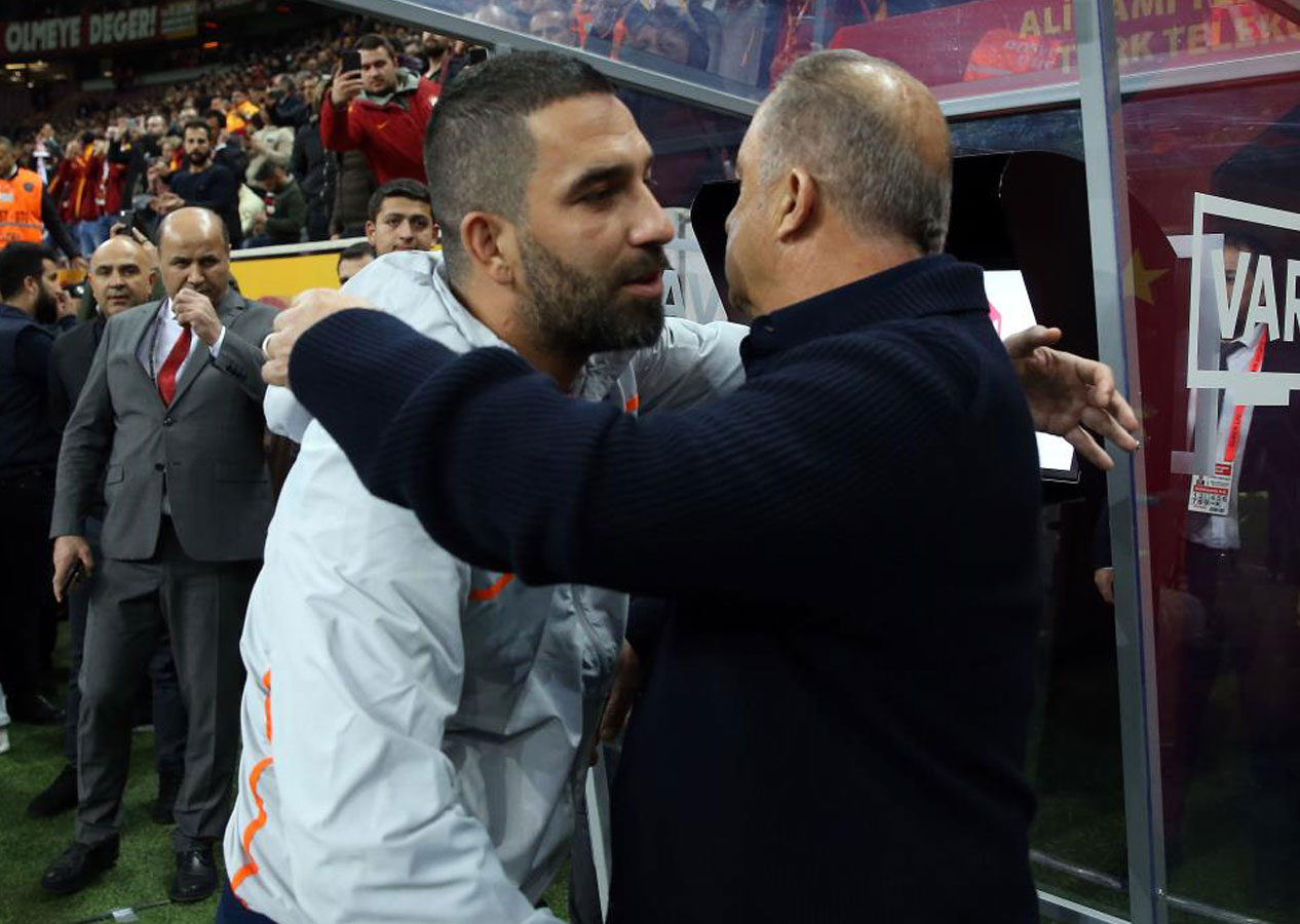 Flaş! Arda Turan teknik direktör oldu