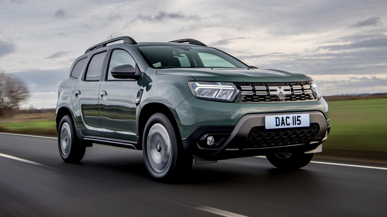 Dacia Duster 2023 Nisan ayı güncel satış fiyatları! Versiyon başına 30 bin TL'lik fark yansıtıldı!