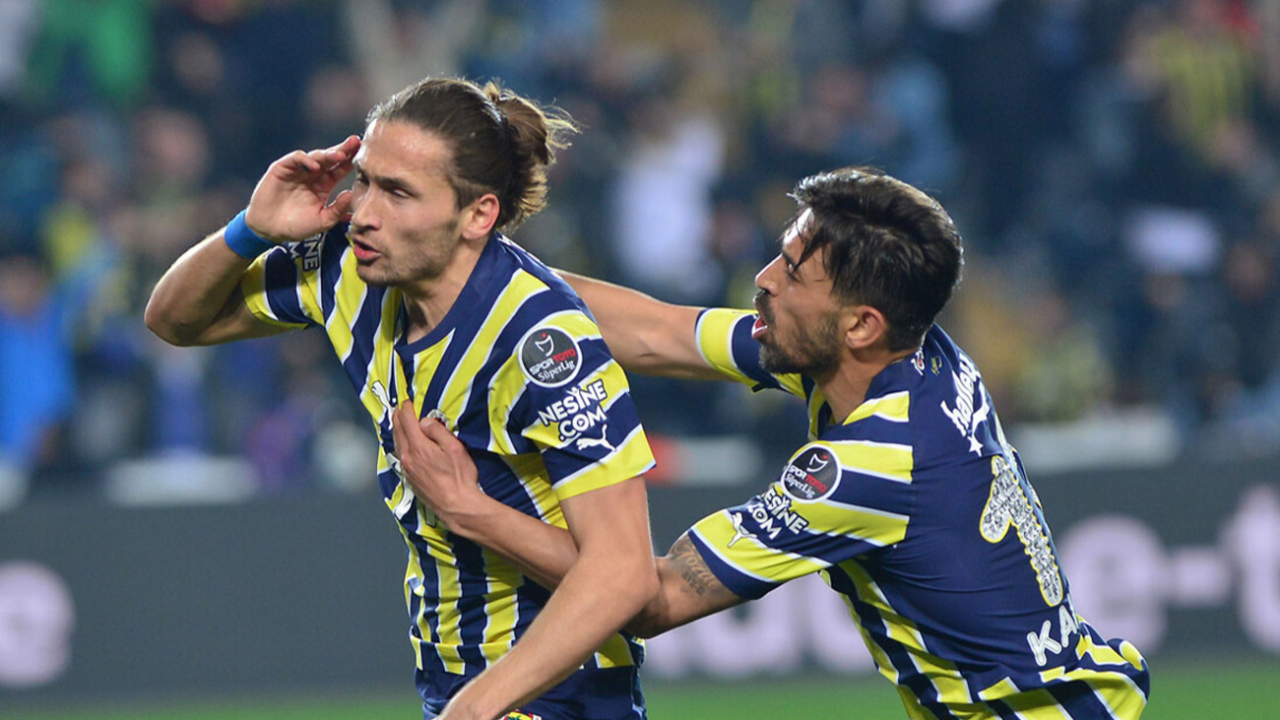 Miguel Crespo herkesi kurtardı