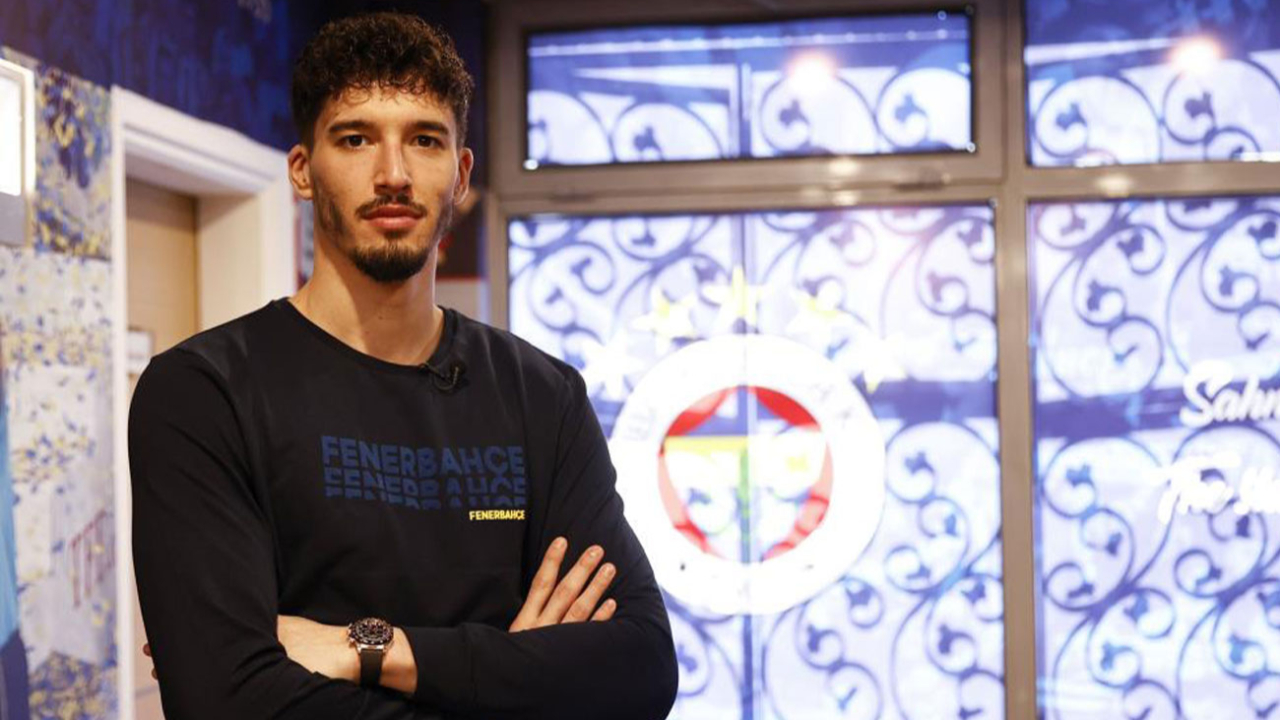 Altay Bayındır'dan kötü haber