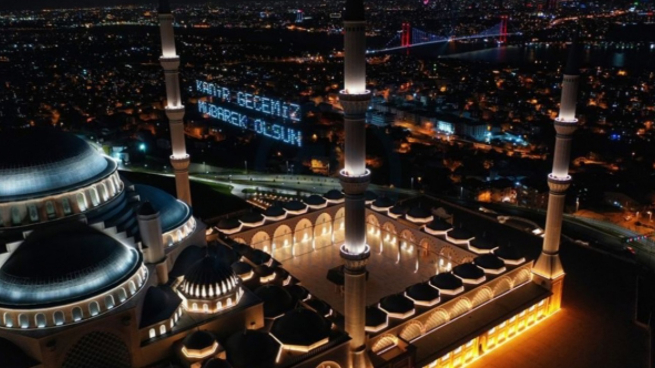 Kadir Suresi okunuşu ve anlamı! Arapça-Türkçe meali!