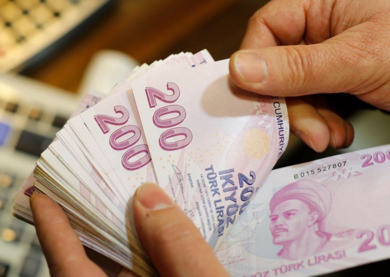 Hükümetin kamu işçilerine yeni teklifi belli oldu