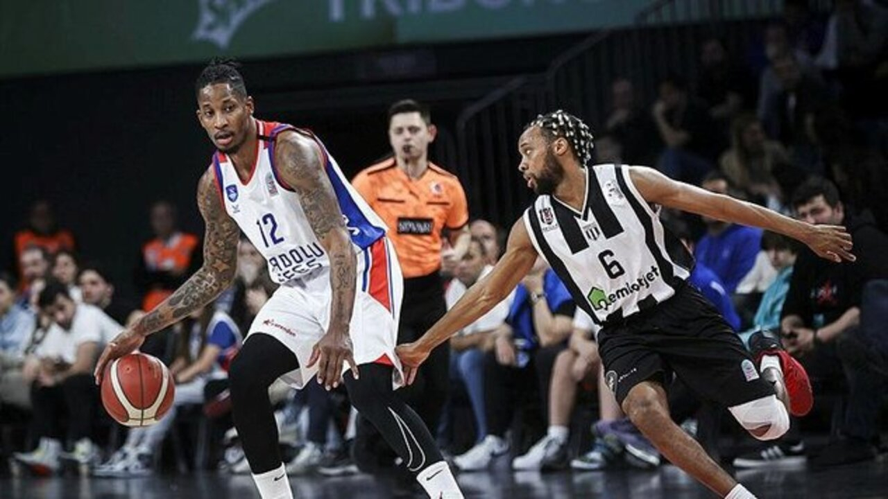 Anadolu Efes 104 - 88 Beşiktaş Emlakjet | Maçın sonucu