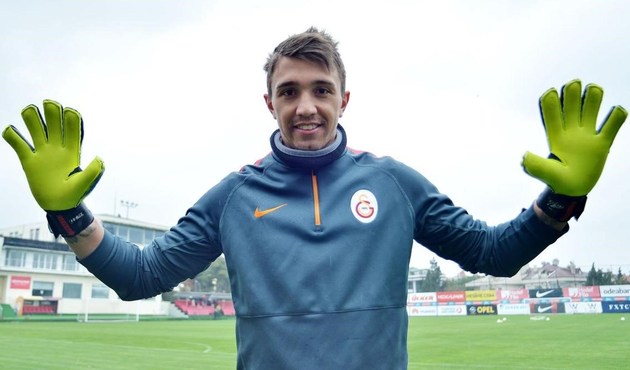 Galatasaray'da yeni lider Muslera...