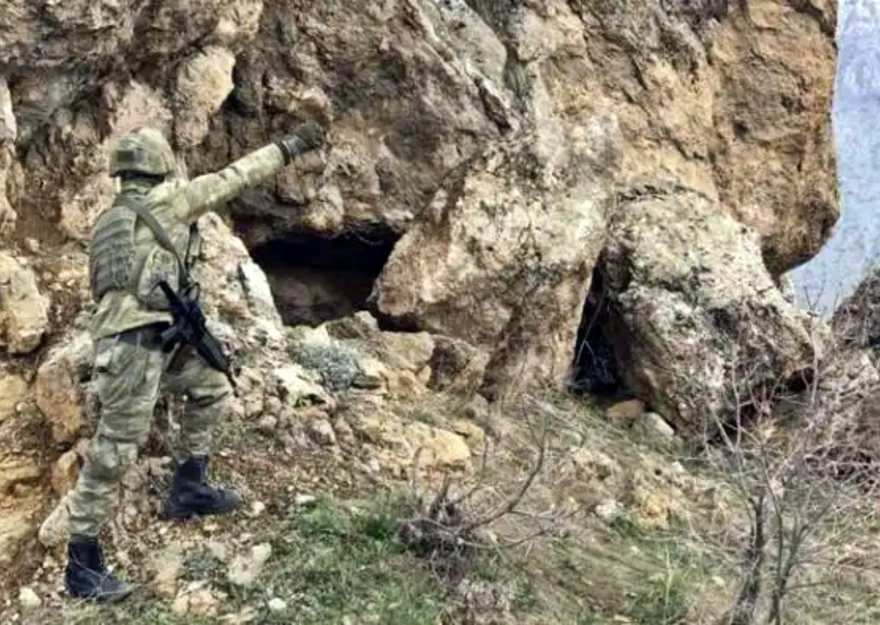 Bakan Akar duyurdu: TSK, teröristlerin 'kale'sine girdi!