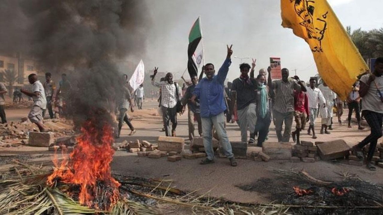 Sudan'da iç savaş! Beklenen açıklama geldi: 24 saatlik ateşkes!