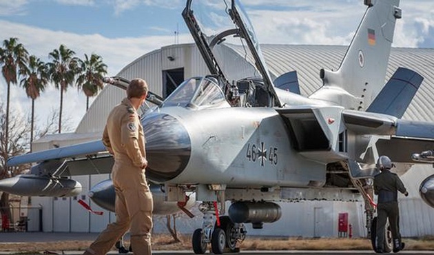 Almanya son uçağı da İncirlik'ten çekti!