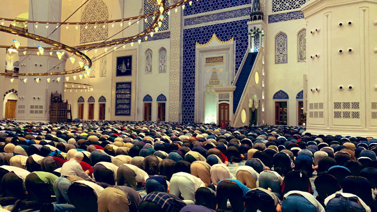 2024 yılının ilk teravih namazı ne zaman, hangi tarihte kılınacak?