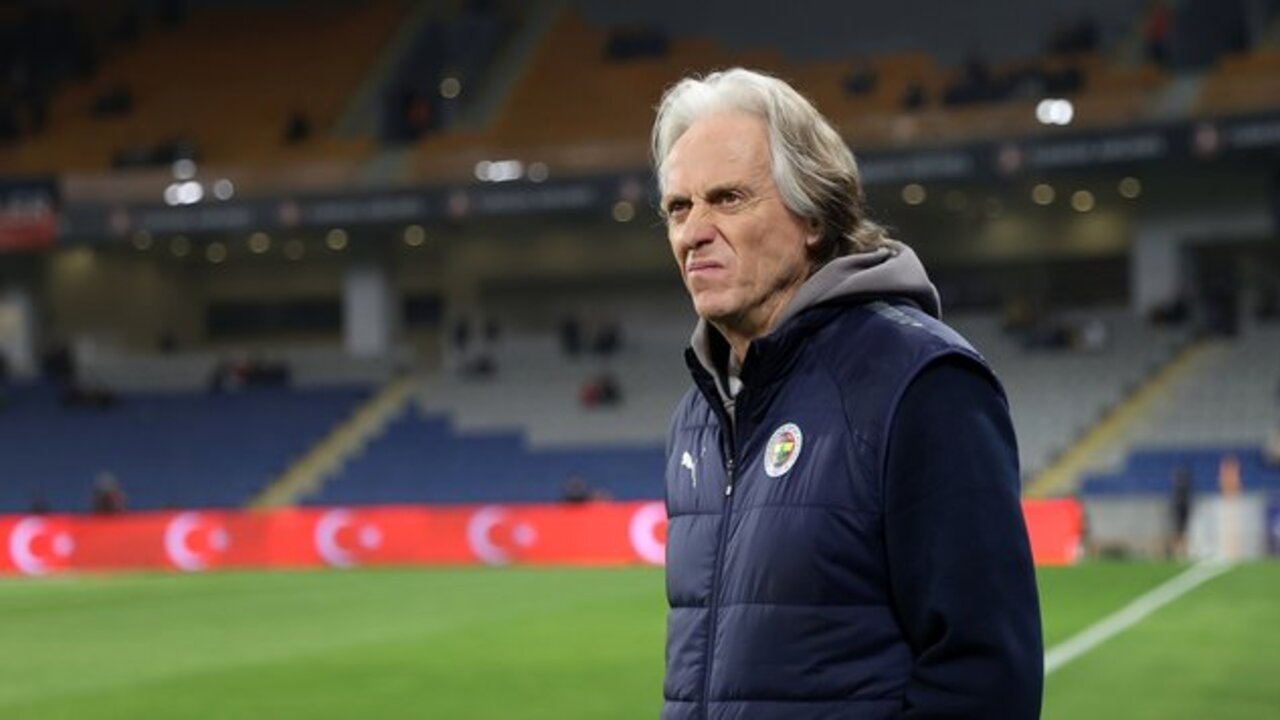 Fenerbahçe Teknik Direktörü Jorge Jesus Başakşehir galibiyeti sonrası konuştu: Ligin sportif gerçekliği yok...