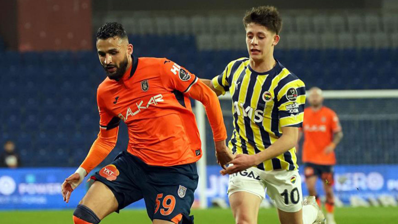 Başakşehir'de 3 futbolcu cezalı duruma düştü