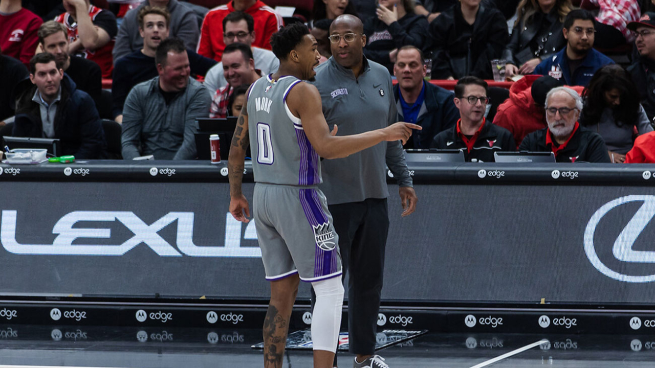 NBA'de yılın başantrenörü Mike Brown