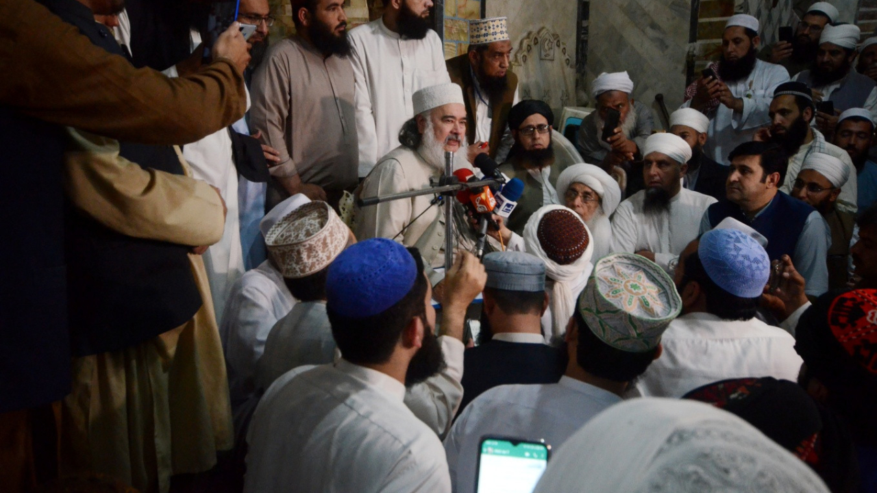 Pakistan, Ramazan Bayramı'nı Cumartesi günü kutlayacak! "Hilal gözlemlenmedi"