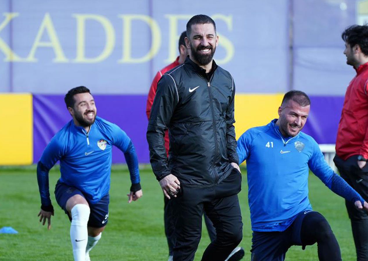 Arda Turan'ın ilk transferi! Milli Takım...