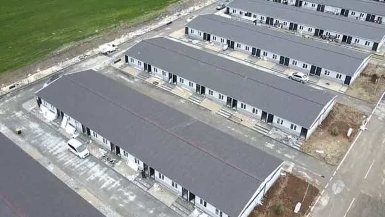 Hatay'da prefabrik ev sipariş eden depremzedeleri dolandırdılar