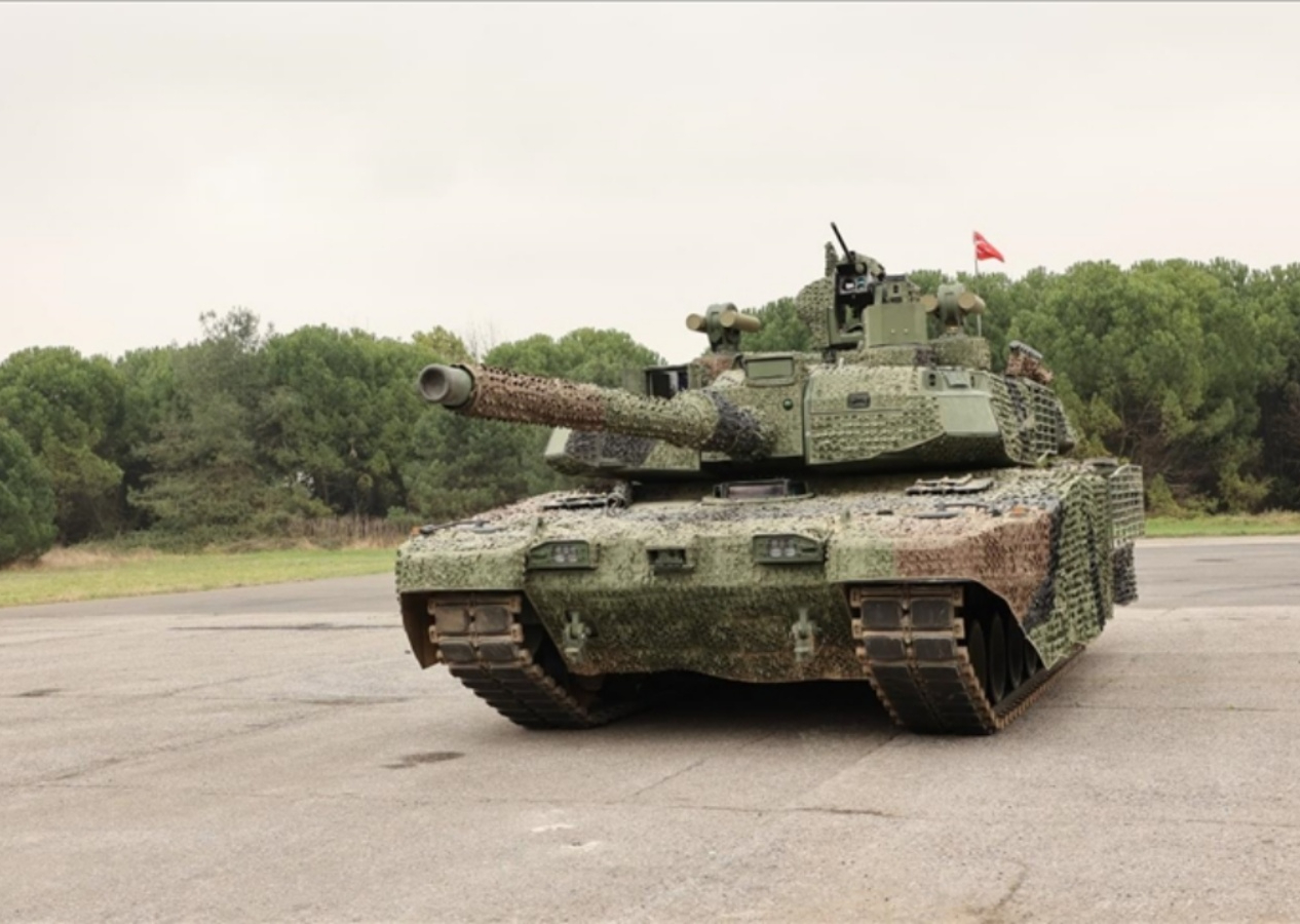 Milli Savunma Bakanı Akar: İlk Altay tankını 23 Nisan’da teslim alacağız