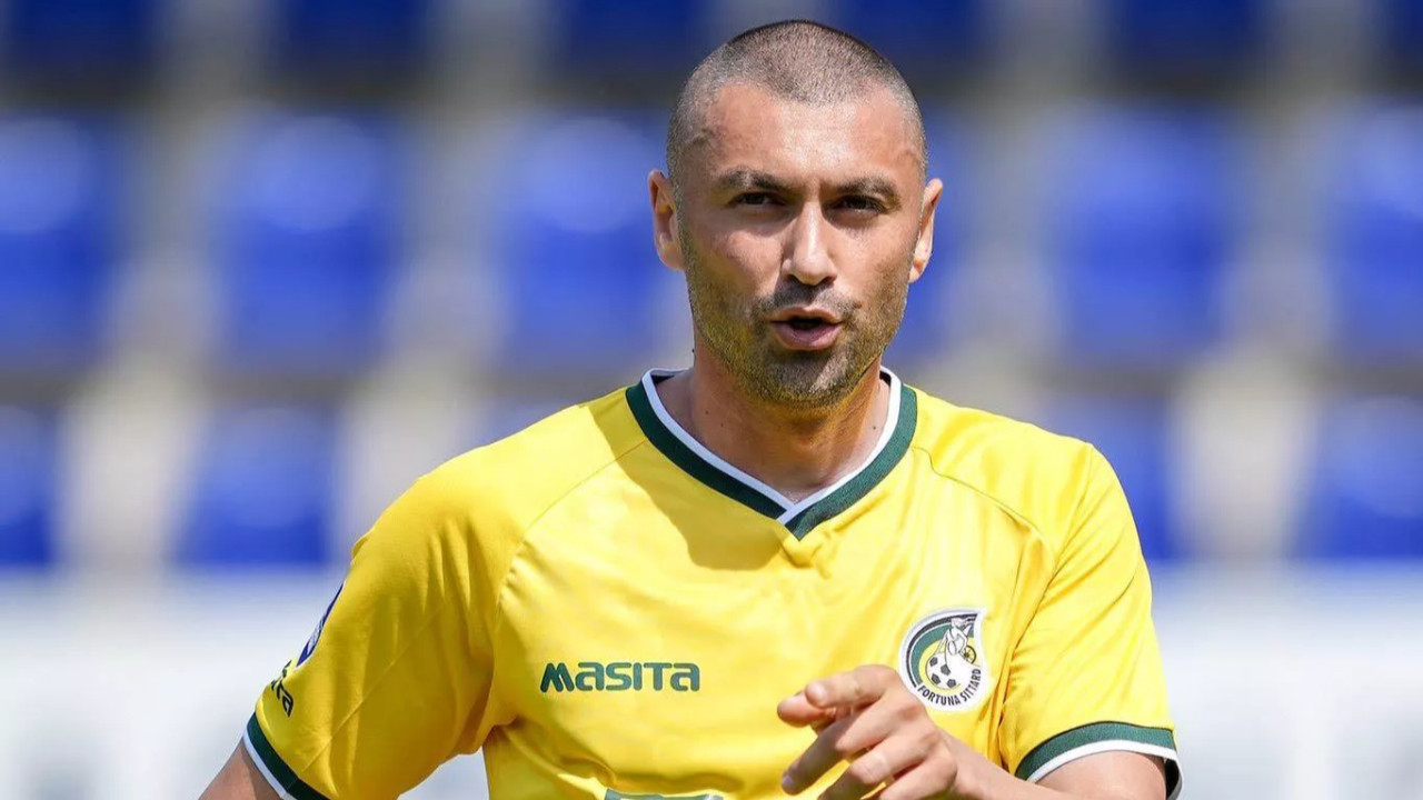 Burak Yılmaz'dan flaş açıklama: "Gelecek sezon..."