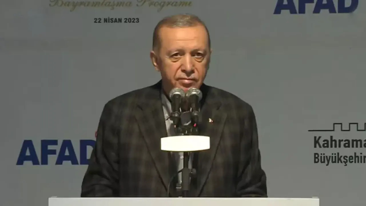 Cumhurbaşkanı Recep Tayyip Erdoğan: Karanlık pazarlıklarını gizlemek için mezhep tartışması açıyorlar...