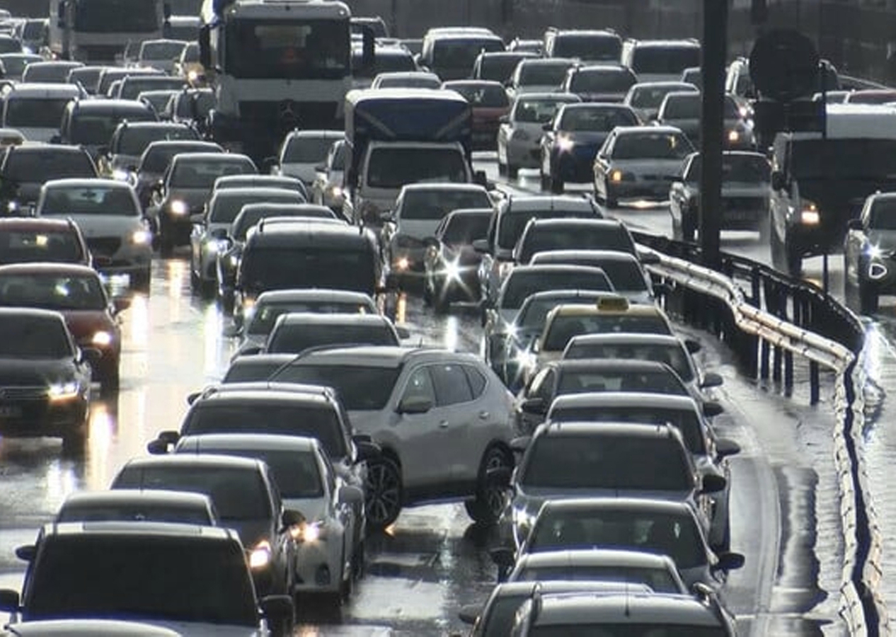 İstanbul'da bayram trafiği yüzde 80'e ulaştı