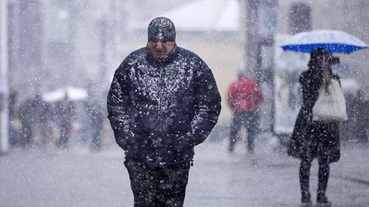 Meteoroloji ters köşe etti! Dondurucu soğuklar kapıda! Yaz havası işte o gün sona erecek!