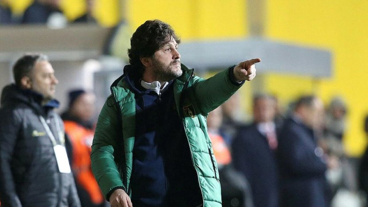 İstanbulspor Teknik Direktörü Fatih Tekke Fenerbahçe beraberliğini değerlendirdi: İnanılmaz bir mücadele verdik...