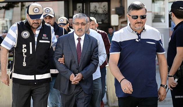 Başkan Büyükerşen'e saldırmıştı! Mahfuz Banlı'nın sabıka dosyası kabarık çıktı...