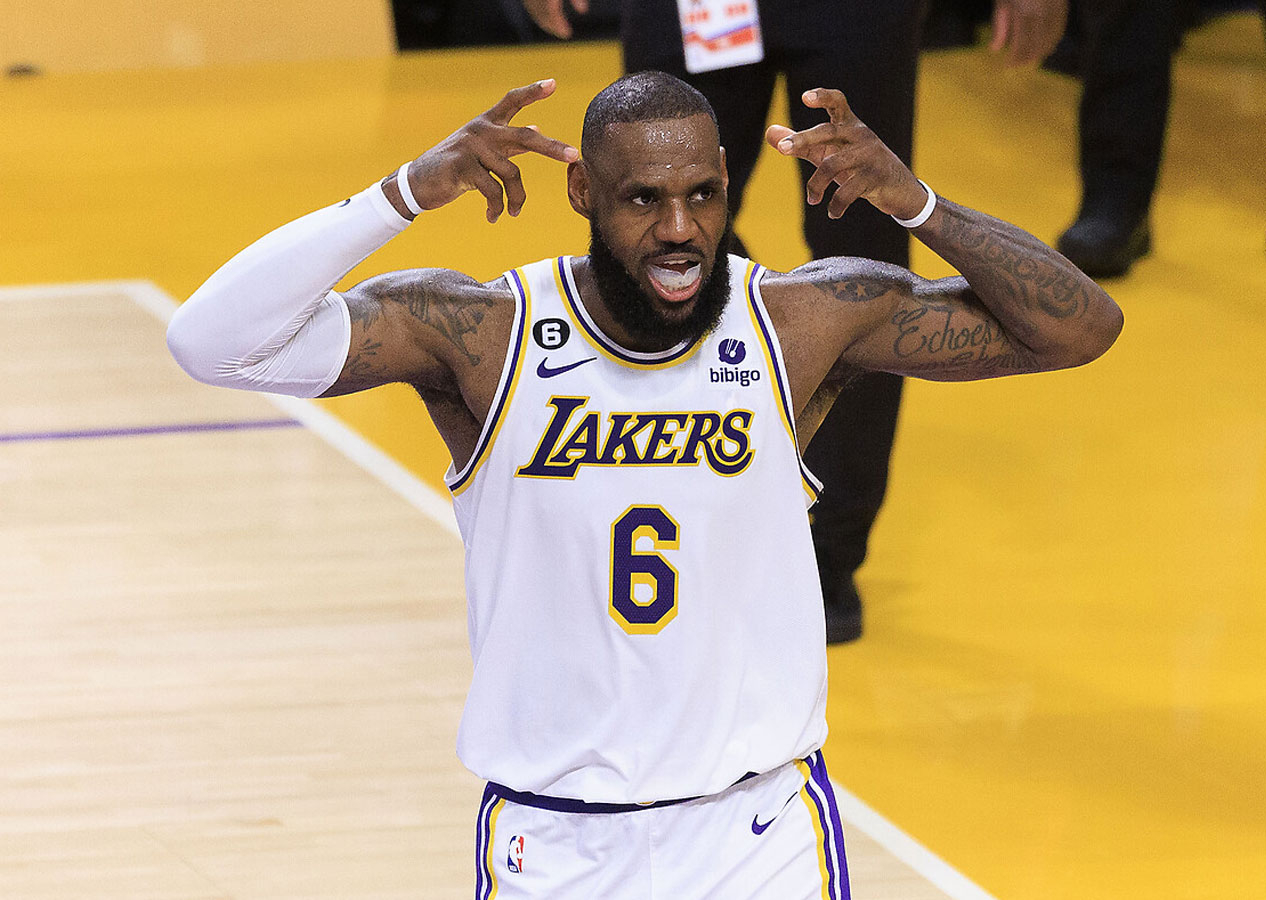 Lakers, Grizzlies'ı yenerek seride 3-1 öne geçti