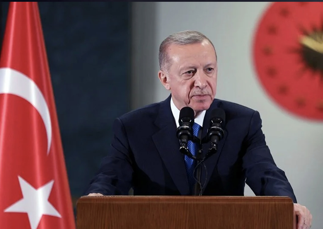 Cumhurbaşkanı Erdoğan'dan gençlere mesaj: Türkiye Yüzyılı’yla birlikte hak ettiğimiz yerlere de tırmanacağız!