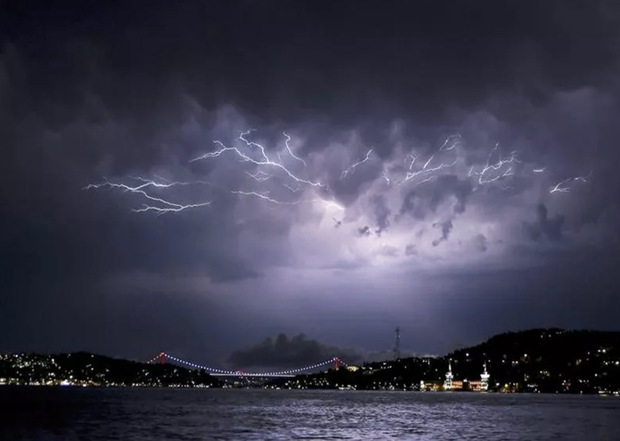 İstanbul ve birçok il için 'Oraj' uyarısı