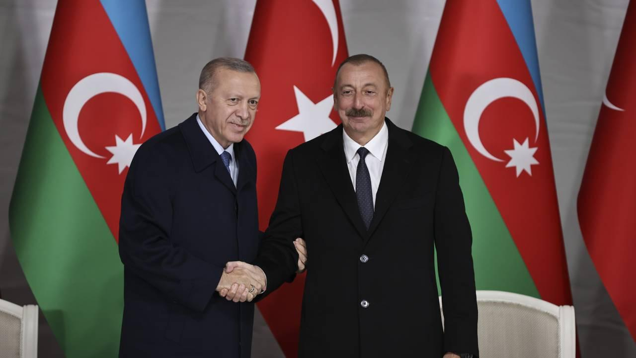Azerbaycan halkının yüzde 90'dan fazlası seçimde Erdoğan'ı destekliyor
