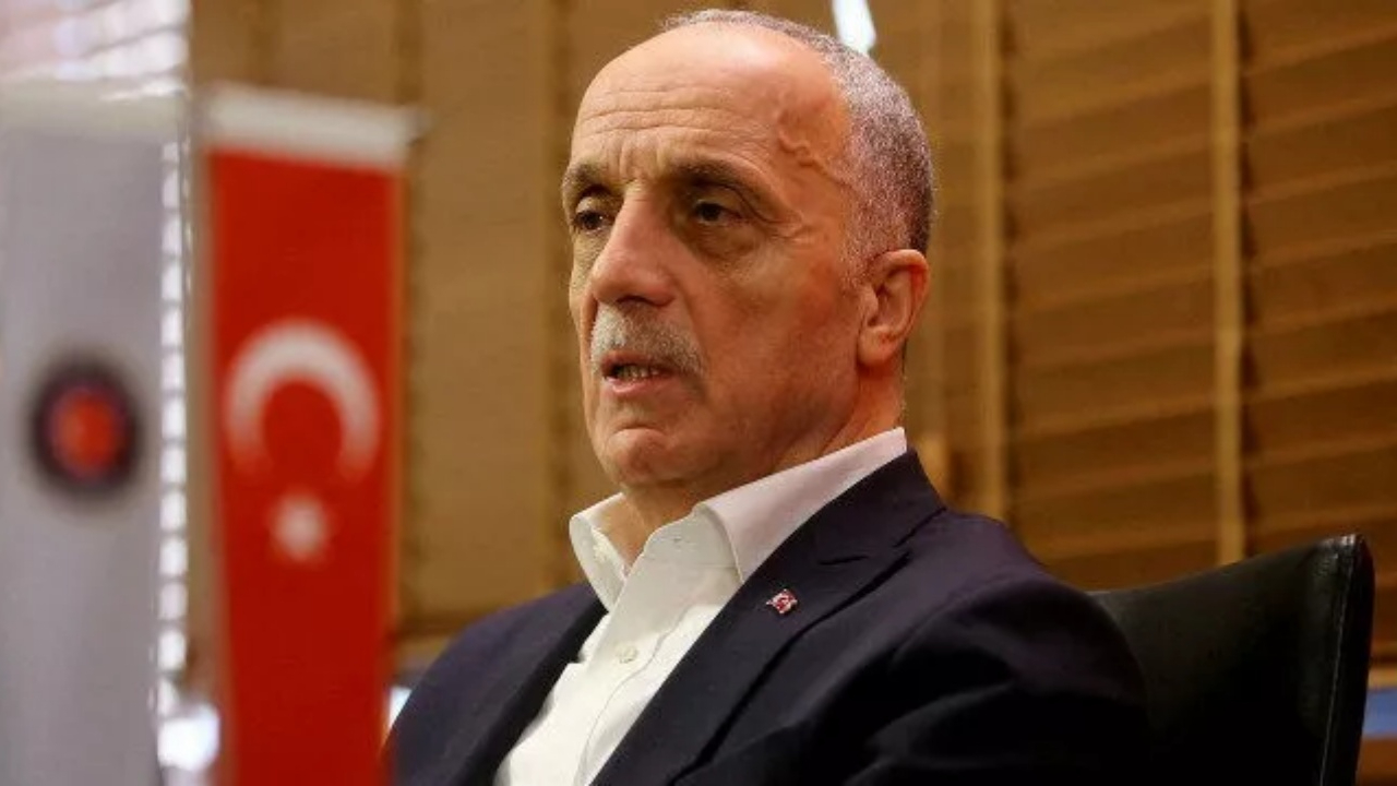 TÜRK-İŞ Başkanı Atalay: 700 bin kamu işcisini ilgilendiren sözleşmeyi seçimden önce imzalamak istiyoruz